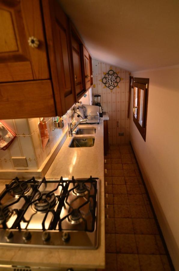 Casa Gabri Toscolano Maderno Exterior foto